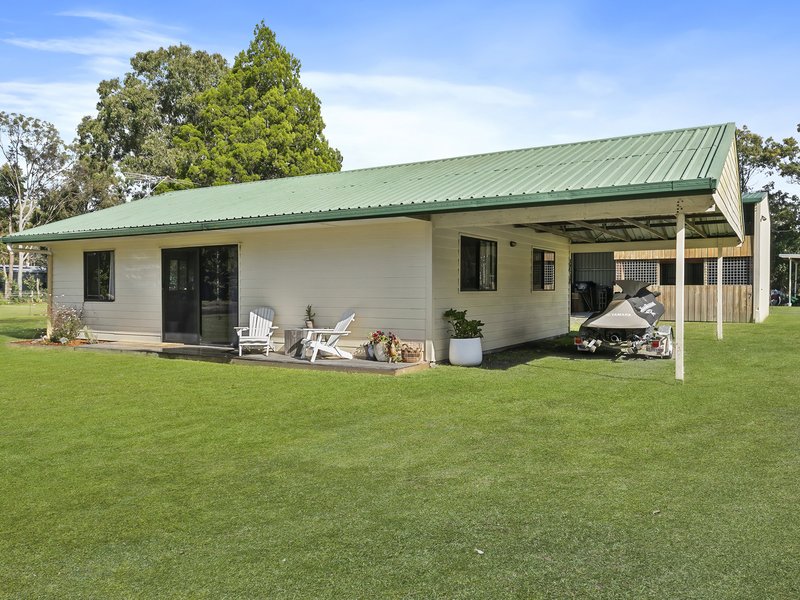 Photo - 300 Peel Road, Beachmere QLD 4510 - Image 18