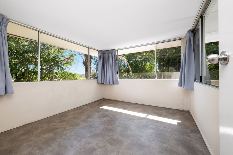 Photo - 300 Richmond Road, Cannon Hill QLD 4170 - Image 9