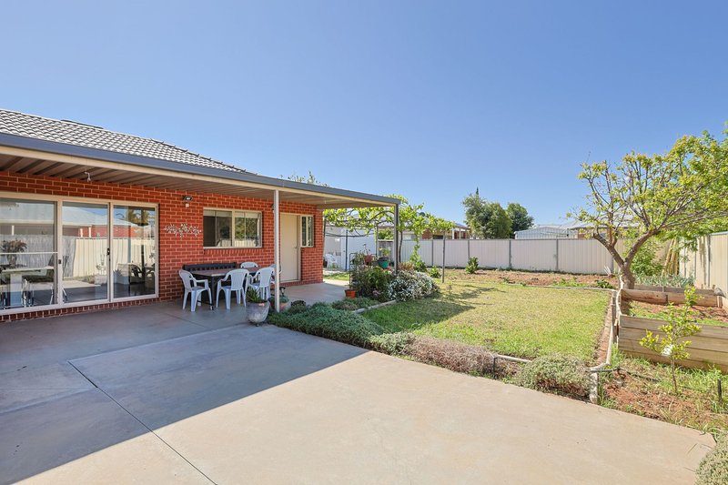 Photo - 300 Sixteenth Street, Mildura VIC 3500 - Image 14