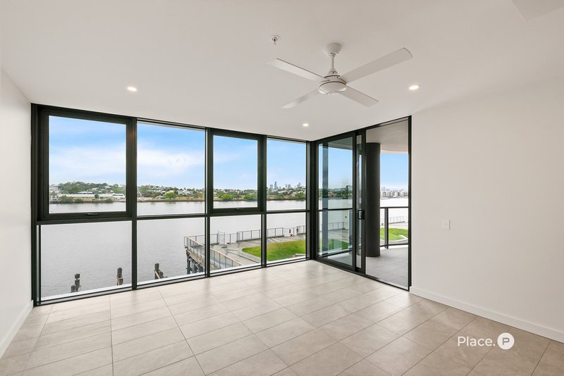 Photo - 30006/15 Wharf Street, Hamilton QLD 4007 - Image 6