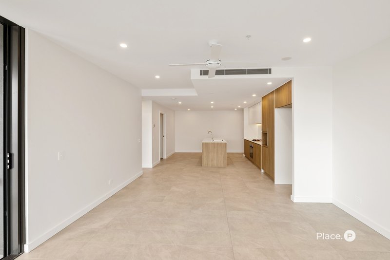 Photo - 30006/15 Wharf Street, Hamilton QLD 4007 - Image 8