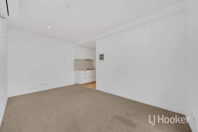 Photo - 3005/288 Spencer Street, Melbourne VIC 3000 - Image 3