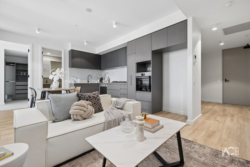 Photo - 3008/6 Penaluna Place, Adelaide SA 5000 - Image 4