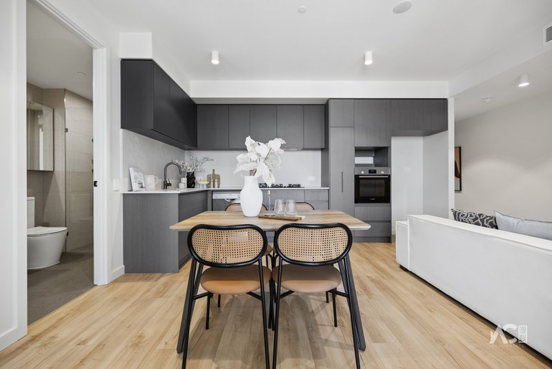 Photo - 3008/6 Penaluna Place, Adelaide SA 5000 - Image 5