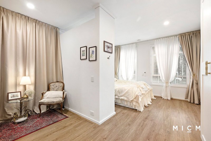 Photo - 3009/590 Lygon Street, Carlton VIC 3053 - Image 4