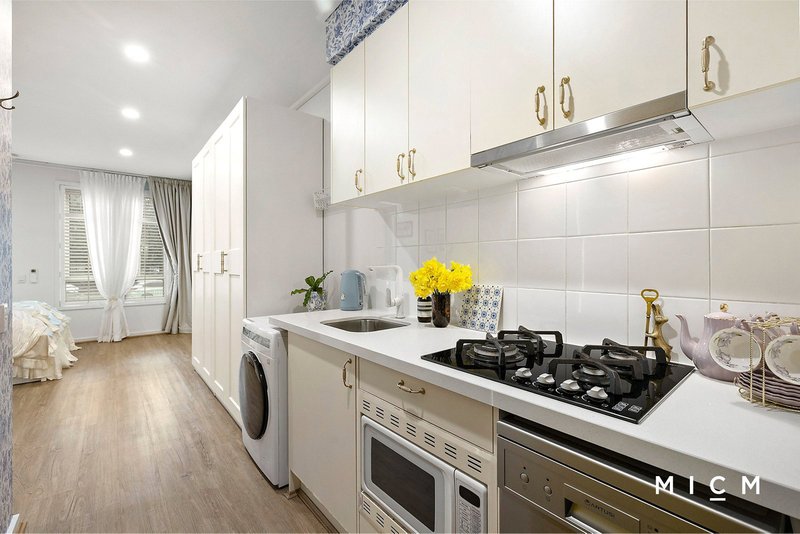 Photo - 3009/590 Lygon Street, Carlton VIC 3053 - Image 5