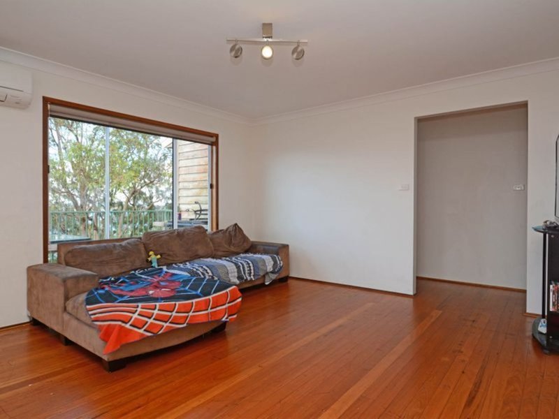 Photo - 301 Dobell Drive, Wangi Wangi NSW 2267 - Image 3