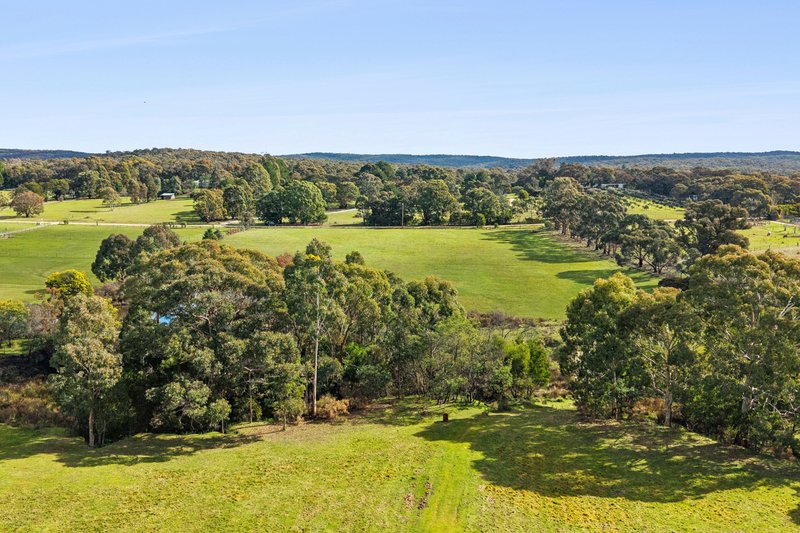 Photo - 301 Old Drummond Road, Taradale VIC 3447 - Image 1