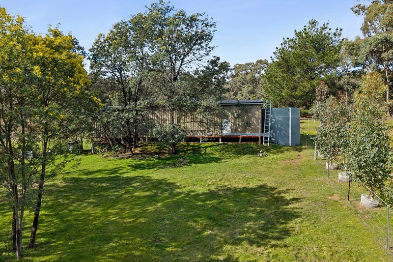 Photo - 301 Old Drummond Road, Taradale VIC 3447 - Image 5