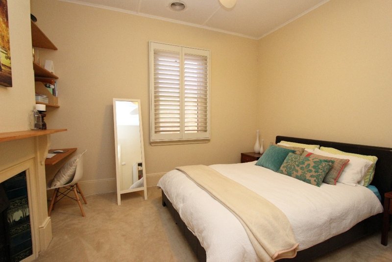 Photo - 301 Russell Street, Bathurst NSW 2795 - Image 12