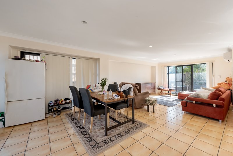 Photo - 30/1 Secondary Street, Upper Coomera QLD 4209 - Image 11