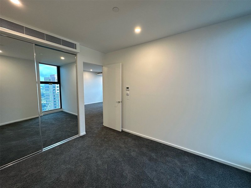 Photo - 3010/81 City Road, Southbank VIC 3006 - Image 6