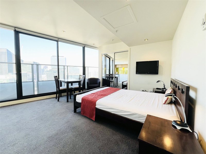 Photo - 3010B/100 Harbour Esplanade, Docklands VIC 3008 - Image 1