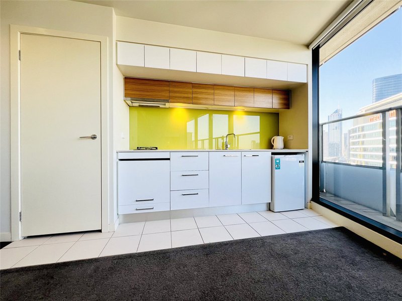 Photo - 3010B/100 Harbour Esplanade, Docklands VIC 3008 - Image 2