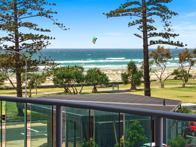 Photo - 301/1 Douglas Street 'Nirvana' , Coolangatta QLD 4225 - Image 3