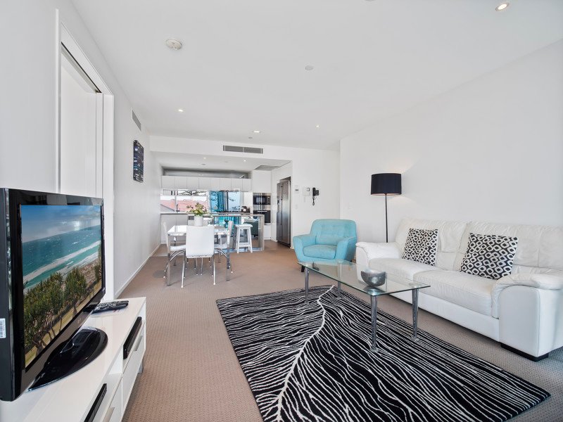 Photo - 301/1 Douglas Street 'Nirvana' , Coolangatta QLD 4225 - Image 6