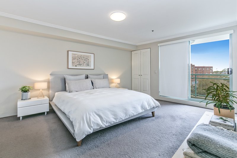 Photo - 30/110 Alfred Street, Milsons Point NSW 2061 - Image 7