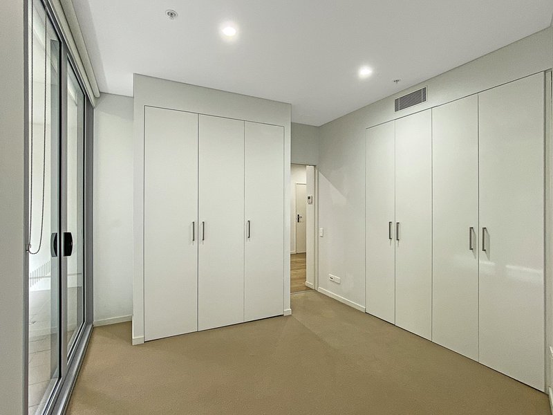 Photo - 301/11 Alberta Street, Sydney NSW 2000 - Image 4