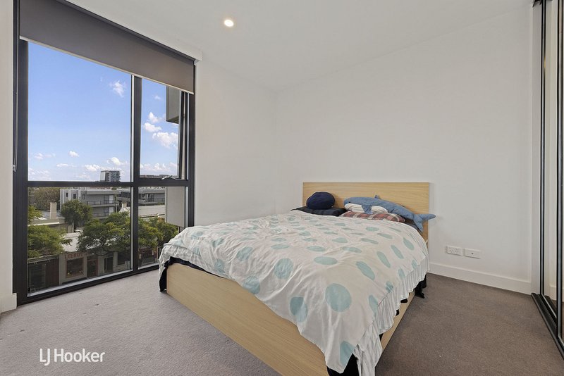 Photo - 301/156 Wright Street, Adelaide SA 5000 - Image 9