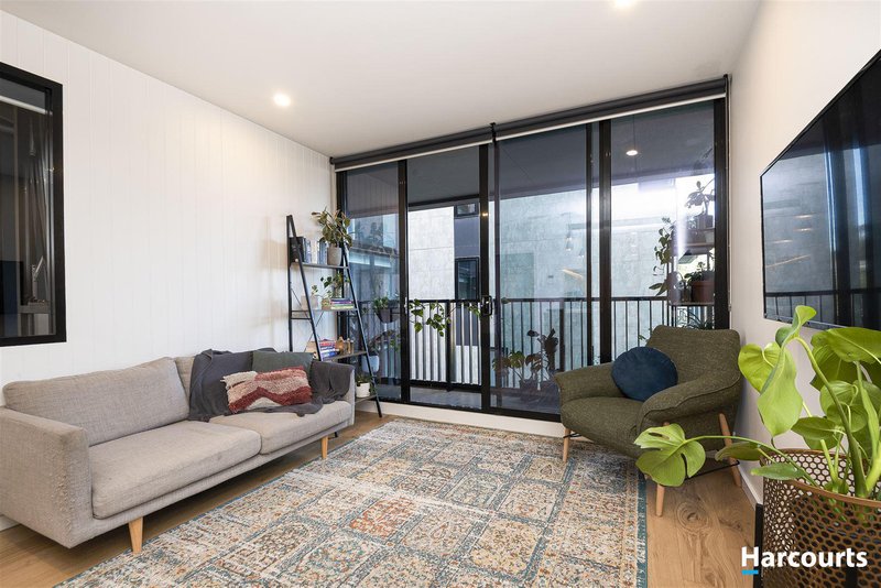 Photo - 301/188 Whitehorse Road, Balwyn VIC 3103 - Image 2