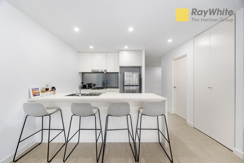 Photo - 301/2 Saxby Close, Botany NSW 2019 - Image 9