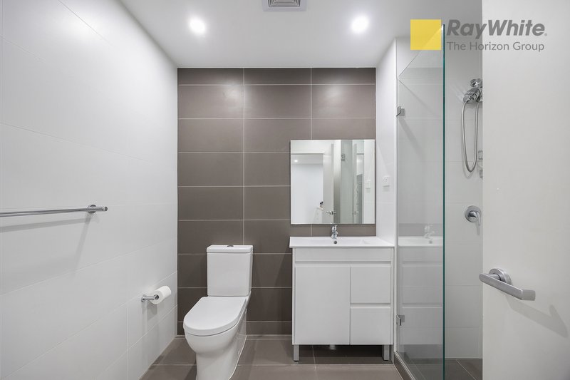 Photo - 301/2 Saxby Close, Botany NSW 2019 - Image 11