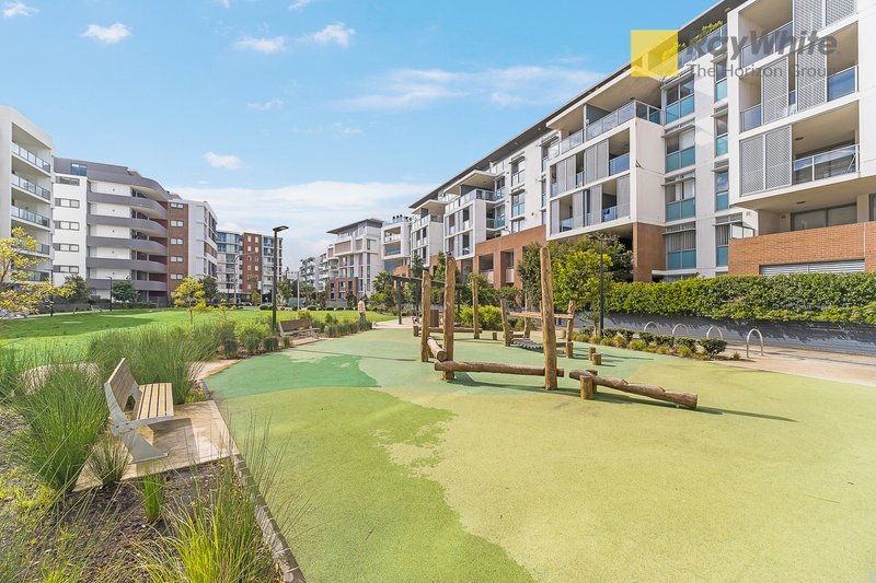 Photo - 301/2 Saxby Close, Botany NSW 2019 - Image 13