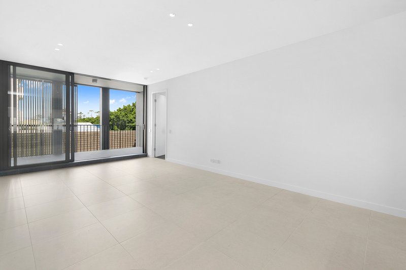 Photo - 301/21 Belgrave Street, Manly NSW 2095 - Image 2