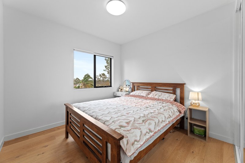 Photo - 301/213 Burwood Highway, Burwood East VIC 3151 - Image 6