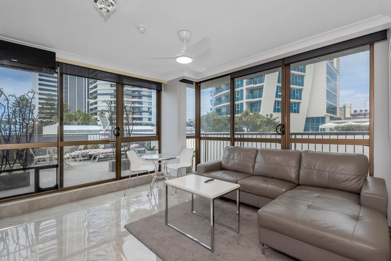 Photo - 301/22 Orchid Avenue, Surfers Paradise QLD 4217 - Image 6