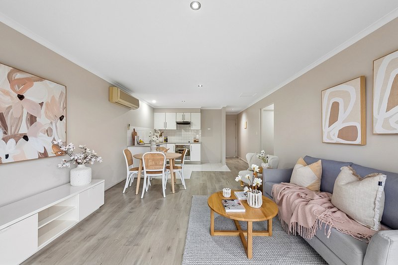 Photo - 30/13-19 Hurtle Parade, Mawson Lakes SA 5095 - Image 5