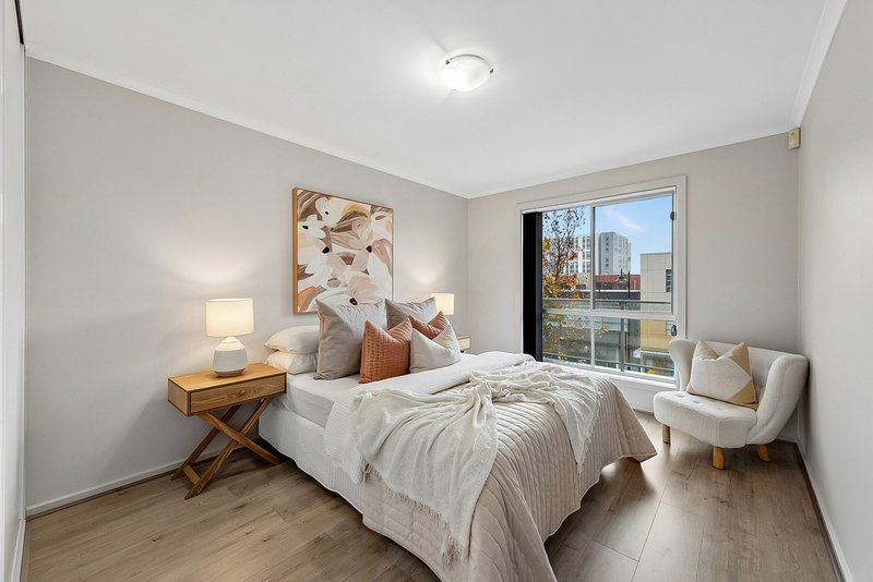Photo - 30/13-19 Hurtle Parade, Mawson Lakes SA 5095 - Image 7