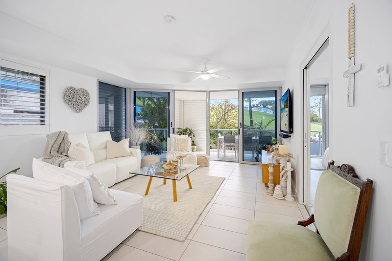 Photo - 301/3 Mclean Street, Coolangatta QLD 4225 - Image 6