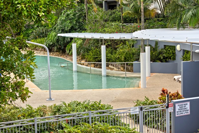 Photo - 301/3 Mclean Street, Coolangatta QLD 4225 - Image 16