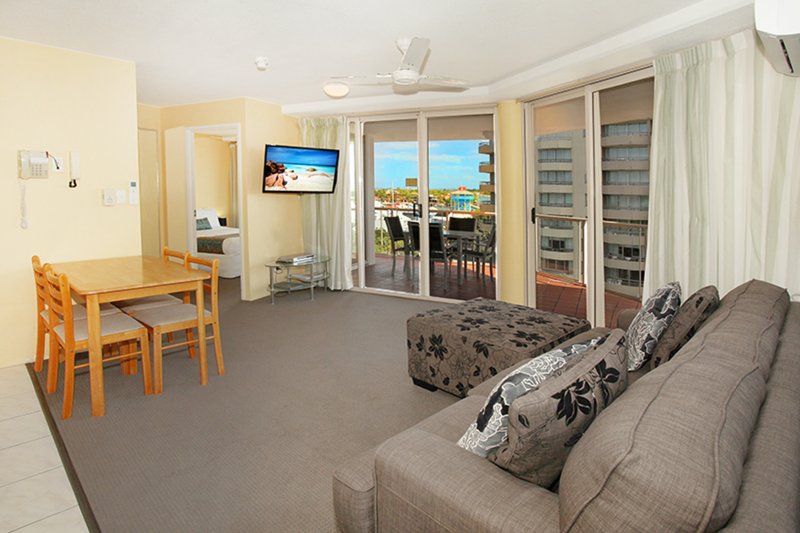 Photo - 301/3 River Esplanade, Mooloolaba QLD 4557 - Image 4