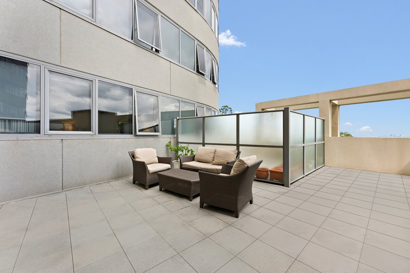 Photo - 30/14 Brown Street, Chatswood NSW 2067 - Image 3