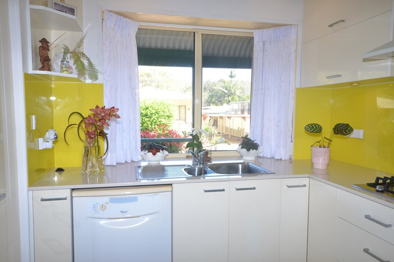 Photo - 30/140 Matthew Flinders Drive, Port Macquarie NSW 2444 - Image 4