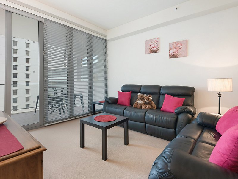 Photo - 30/149-151 Adelaide Terrace, East Perth WA 6004 - Image 3