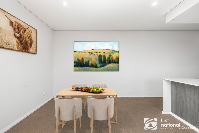 Photo - 301/52 Macquarie Street, Windsor NSW 2756 - Image 9