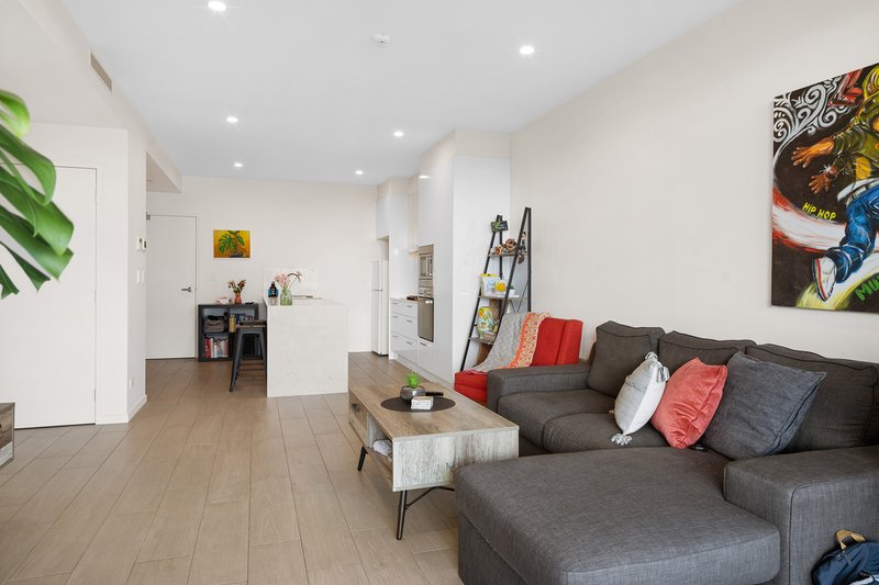 Photo - 301/56 Tryon Street, Upper Mount Gravatt QLD 4122 - Image 8