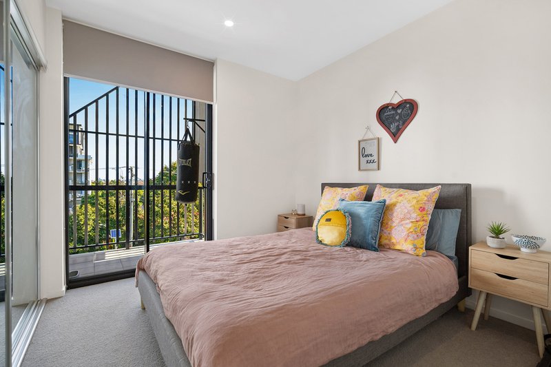 Photo - 301/56 Tryon Street, Upper Mount Gravatt QLD 4122 - Image 9