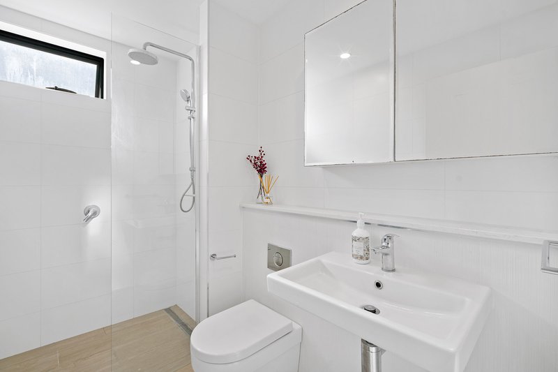 Photo - 301/56 Tryon Street, Upper Mount Gravatt QLD 4122 - Image 10