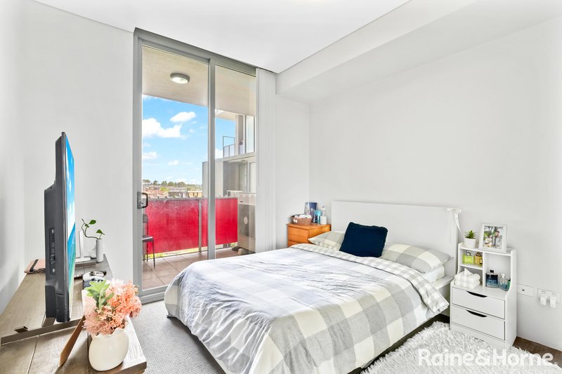 Photo - 301/6 East Street, Granville NSW 2142 - Image 5