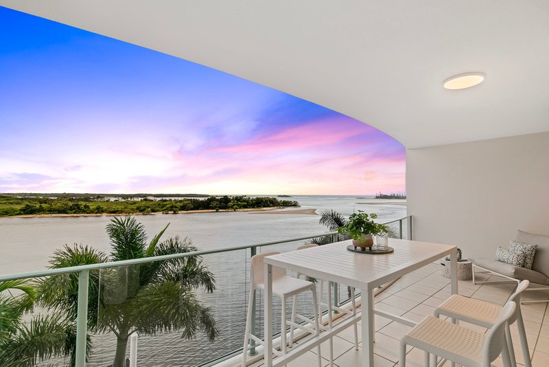 Photo - 301/6 Wharf Street, Maroochydore QLD 4558 - Image 2