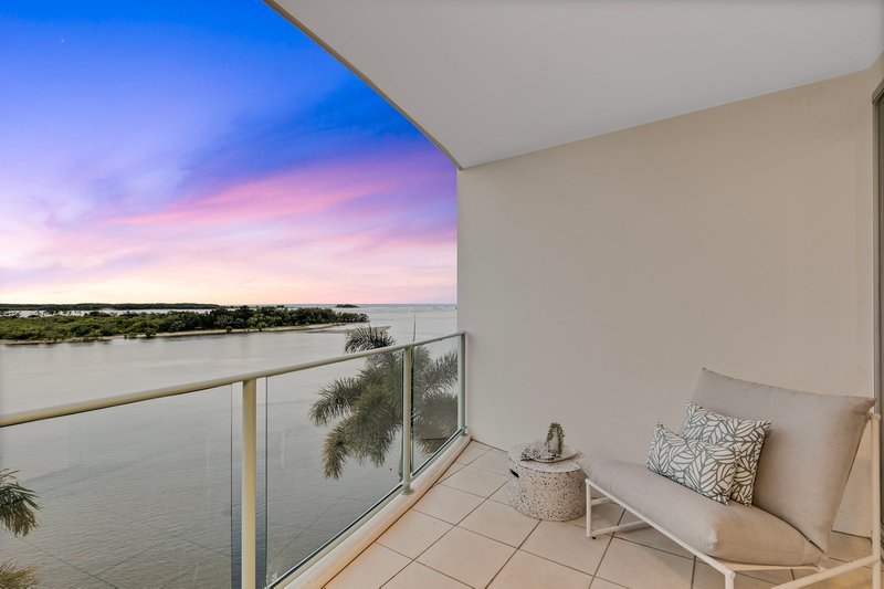 Photo - 301/6 Wharf Street, Maroochydore QLD 4558 - Image 12