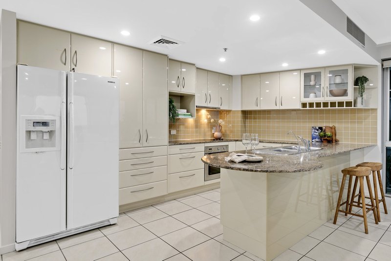 Photo - 301/6 Wharf Street, Maroochydore QLD 4558 - Image 8