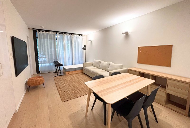 Photo - 301/68 Sir Fred Schonell Drive, St Lucia QLD 4067 - Image 1