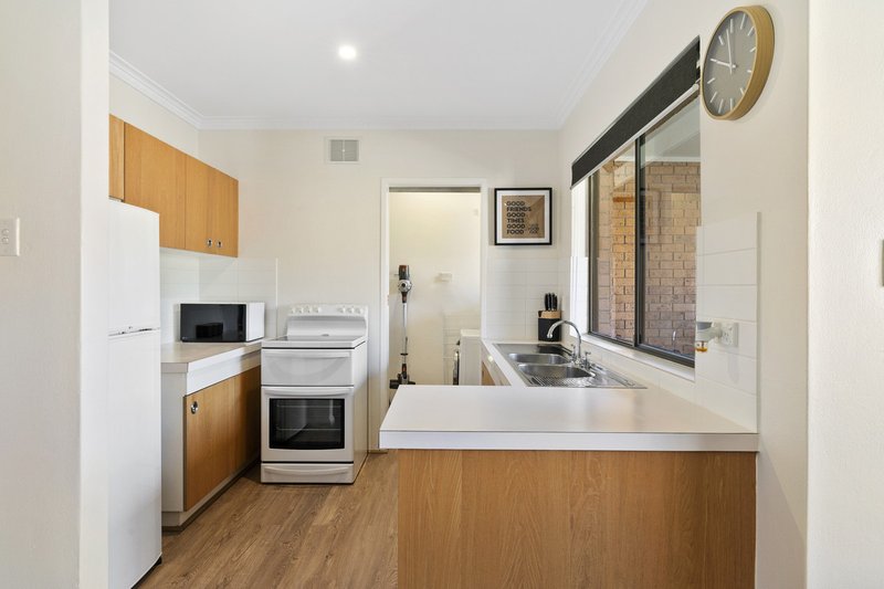 Photo - 30/17 Medley Street, Chifley ACT 2606 - Image 5