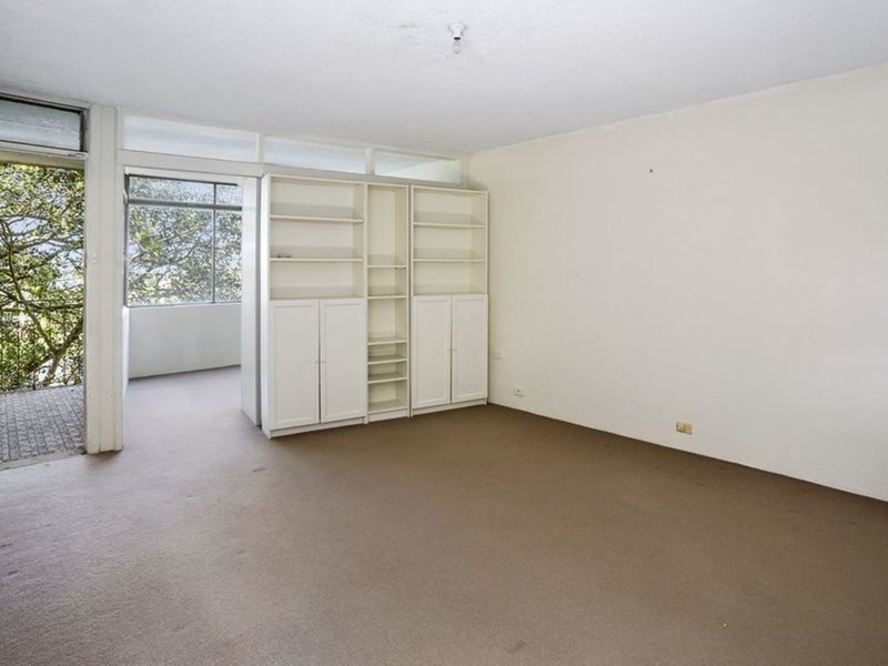 Photo - 301/72 Henrietta Street, Waverley NSW 2024 - Image 2