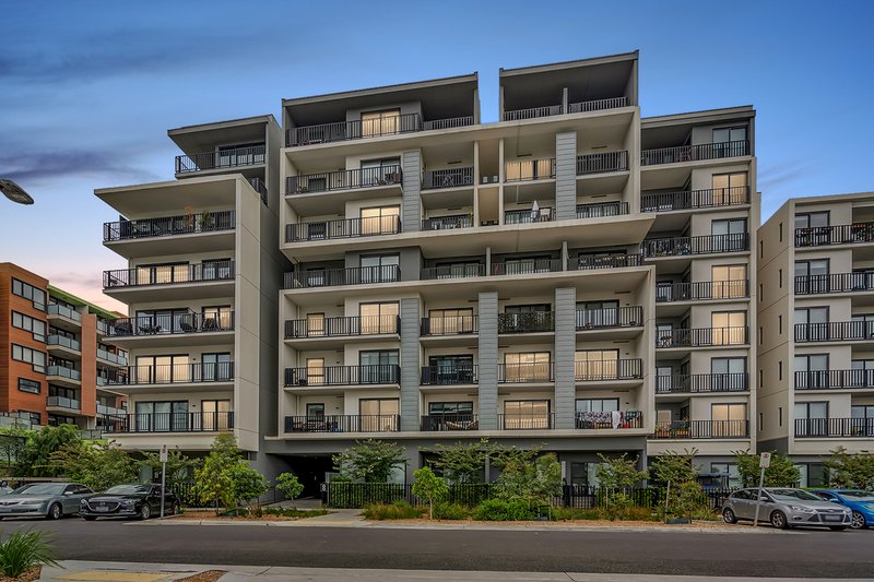 301/8 Olive York Way, Brunswick West VIC 3055